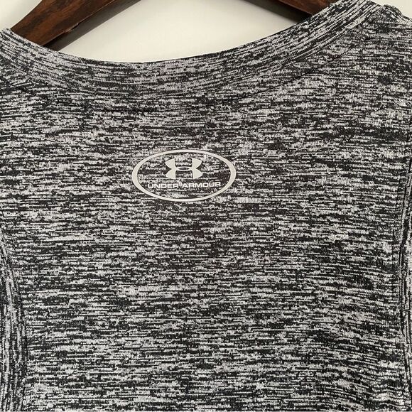 Under Armour‎ Charcoal Gray Tank top - Picture 2 of 5